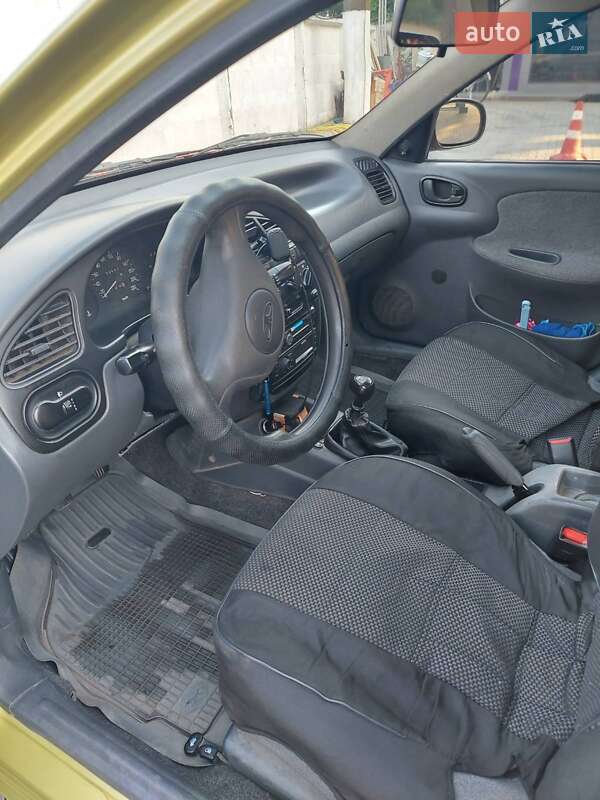 Седан Daewoo Lanos 2007 в Чернівцях