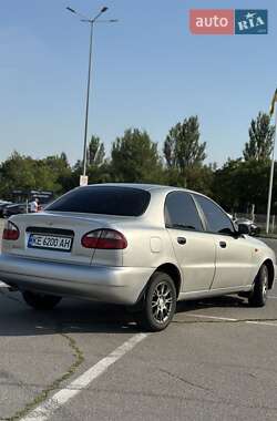 Седан Daewoo Lanos 2002 в Дніпрі