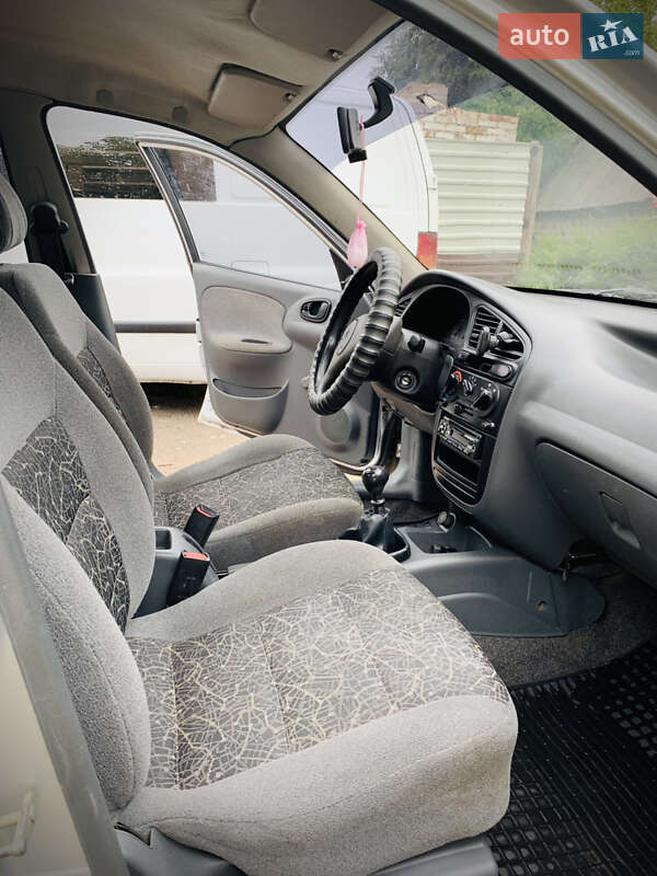 Седан Daewoo Lanos 2007 в Василькове