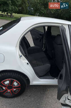 Седан Daewoo Lanos 2008 в 