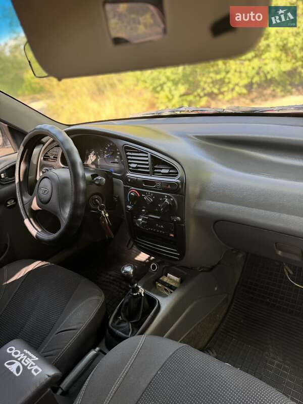 Хэтчбек Daewoo Lanos 2004 в Верхнеднепровске