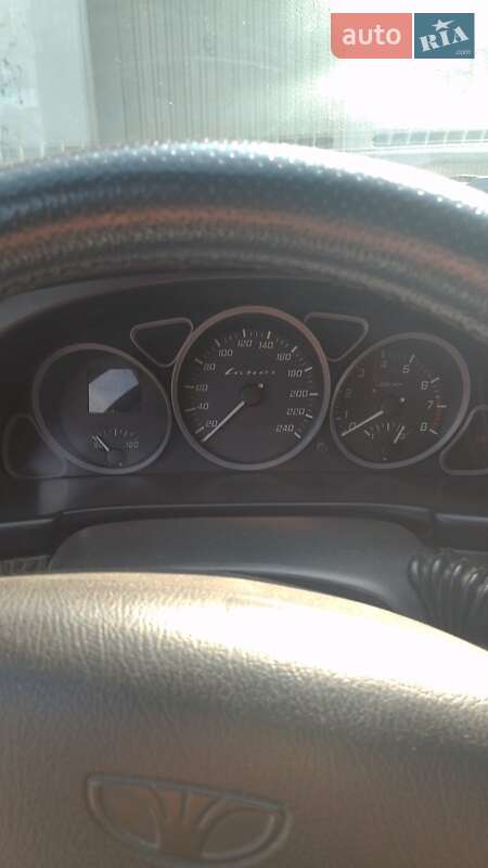 Седан Daewoo Lanos 2003 в Запоріжжі