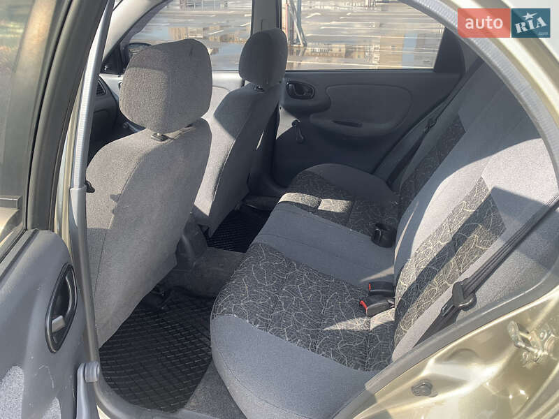 Седан Daewoo Lanos 2007 в Києві