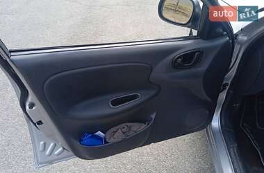 Седан Daewoo Lanos 1998 в 