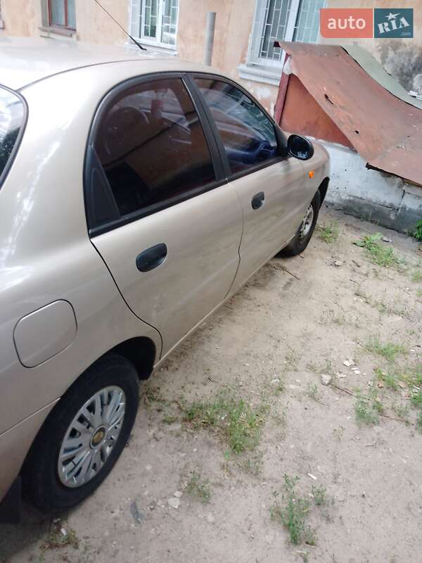 Седан Daewoo Lanos 2008 в Києві