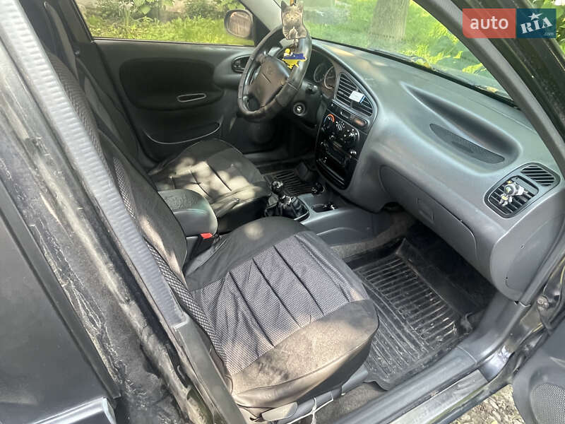 Седан Daewoo Lanos 2008 в Дубні