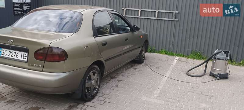 Седан Daewoo Lanos 2004 в Николаеве
