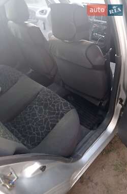 Седан Daewoo Lanos 2002 в 