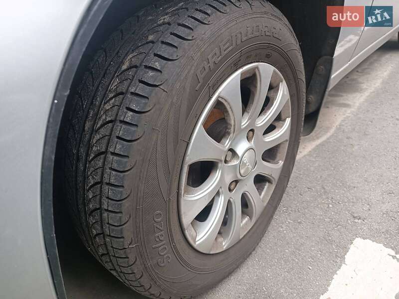Седан Daewoo Lanos 2008 в Киеве