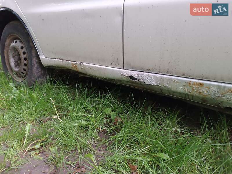 Седан Daewoo Lanos 2003 в Києві