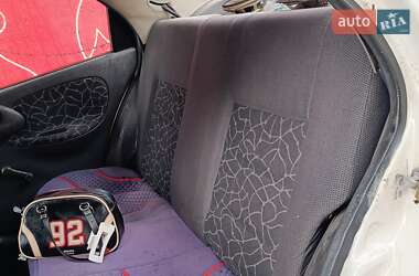 Седан Daewoo Lanos 2003 в Киеве