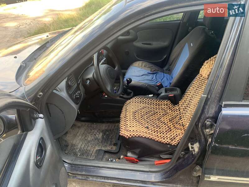 Седан Daewoo Lanos 2005 в Пустомытах