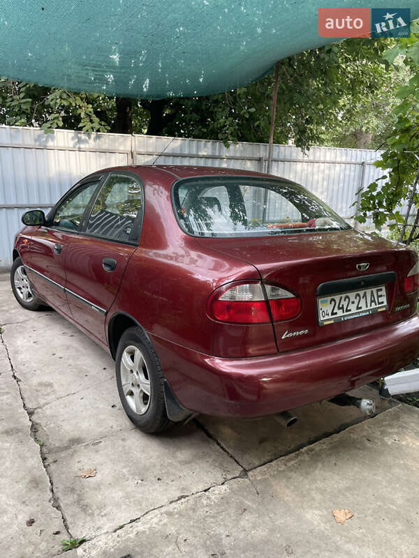 Седан Daewoo Lanos 2003 в Синельниково