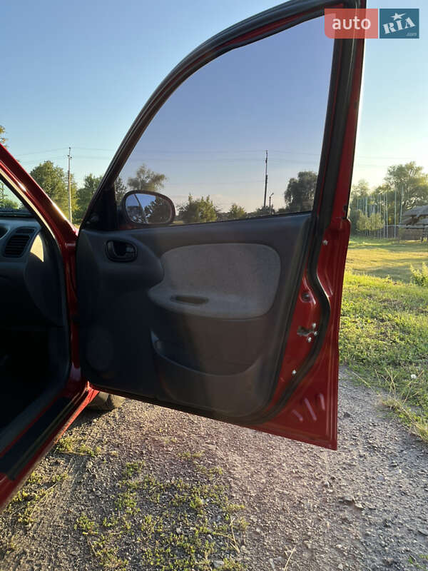 Седан Daewoo Lanos 2008 в Миргороді