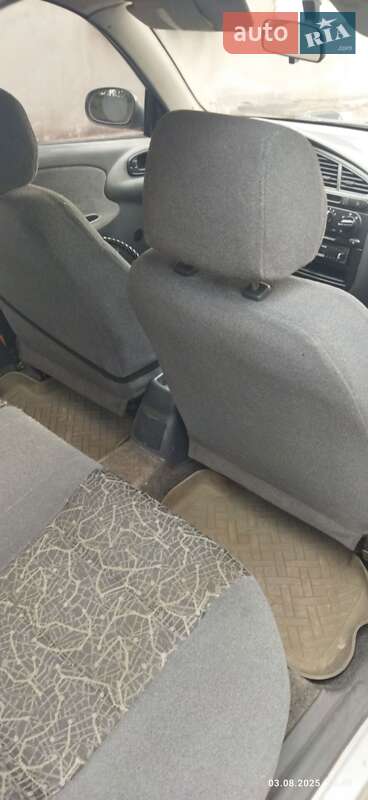 Седан Daewoo Lanos 2005 в Кривом Роге