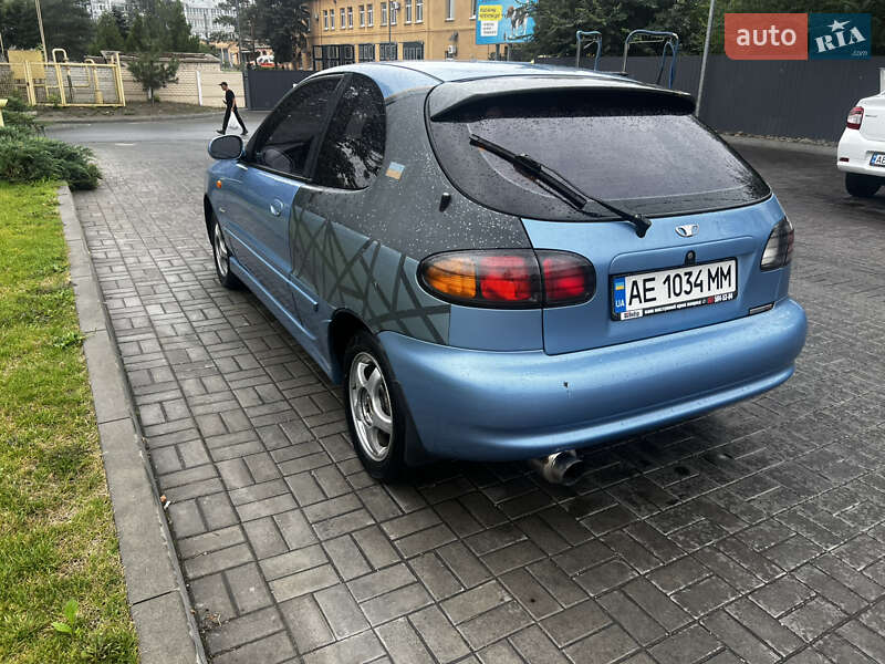 Хетчбек Daewoo Lanos 2003 в Дніпрі