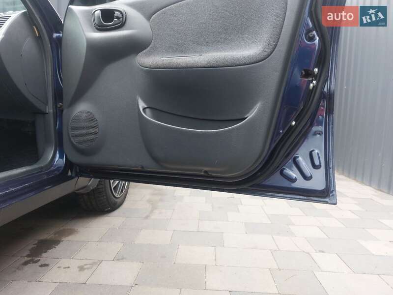 Седан Daewoo Lanos 2006 в Павлограде