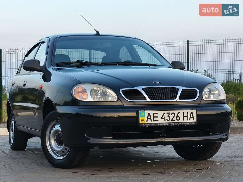 Седан Daewoo Lanos 2008 в Желтых Водах