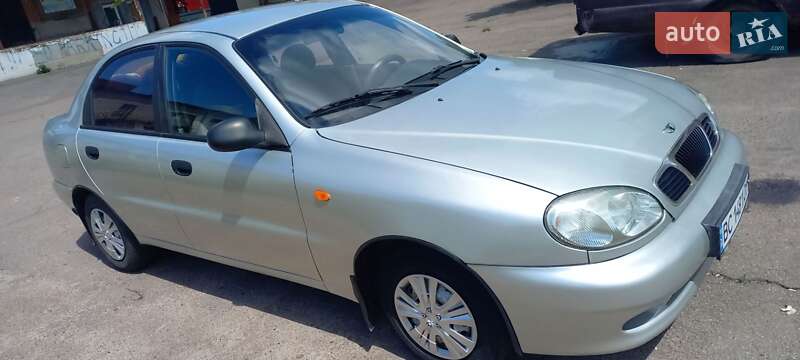 Седан Daewoo Lanos 1998 в Шептицькому