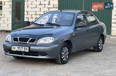 Седан Daewoo Lanos 2008 в Новом Буге