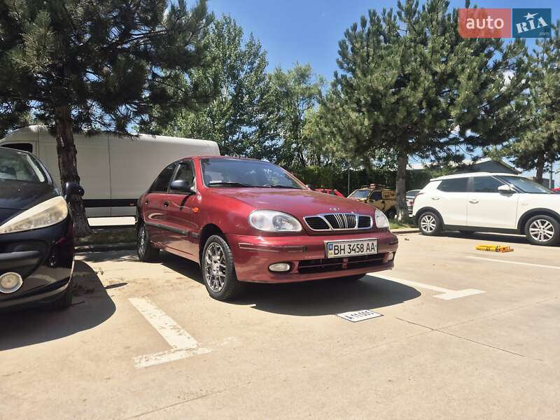 Седан Daewoo Lanos 2004 в Одессе