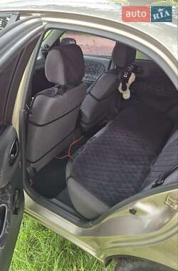 Седан Daewoo Lanos 2004 в 