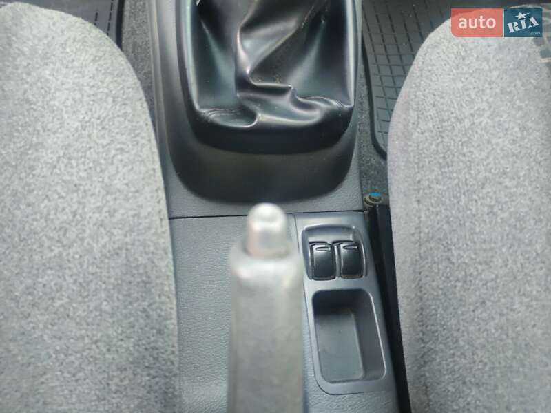 Седан Daewoo Lanos 2008 в Вишневом