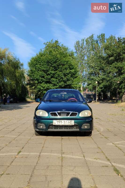 Хетчбек Daewoo Lanos 2001 в Запоріжжі