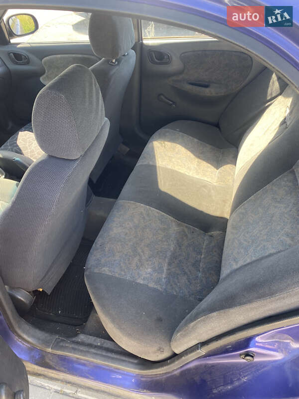 Седан Daewoo Lanos 1998 в Киеве