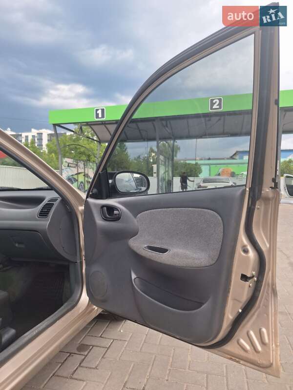 Седан Daewoo Lanos 2008 в Ивано-Франковске