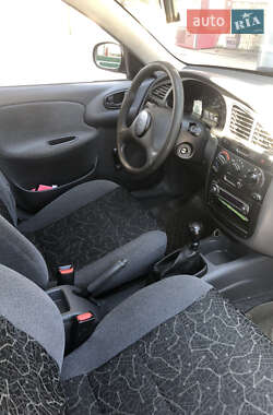 Седан Daewoo Lanos 2005 в 