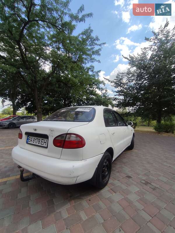 Седан Daewoo Lanos 2005 в Кропивницком