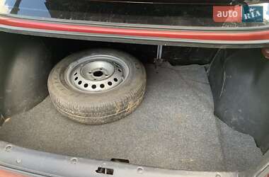 Седан Daewoo Lanos 2002 в 