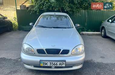 Седан Daewoo Lanos 2006 в Ровно