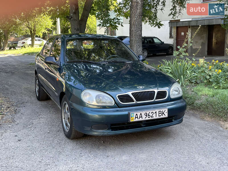 Седан Daewoo Lanos 2002 в Золотоноше