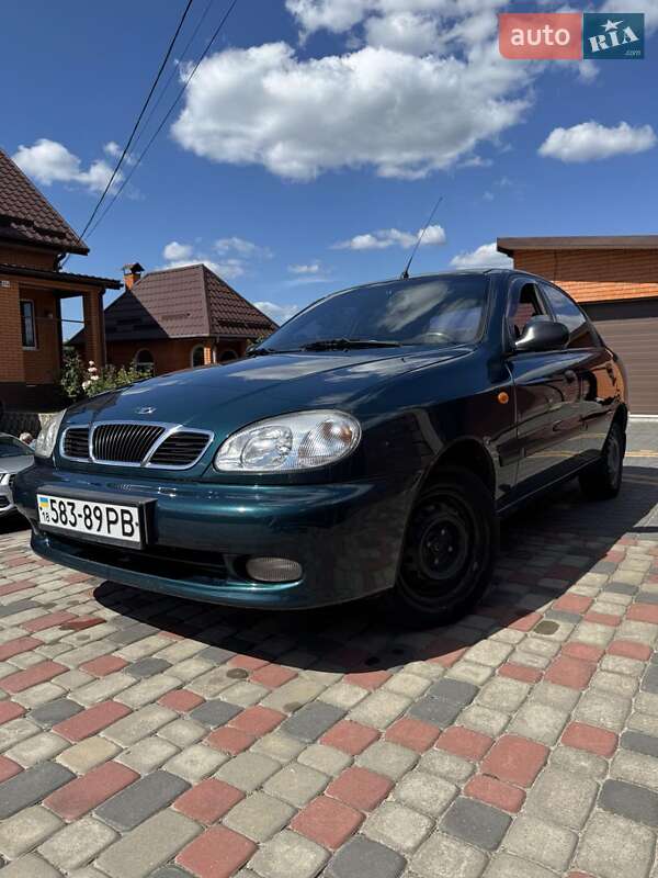 Седан Daewoo Lanos 2002 в 