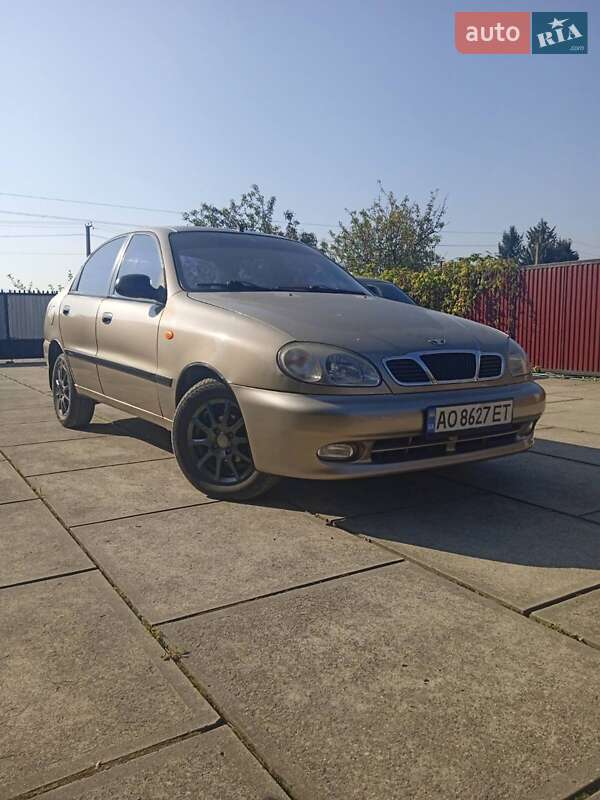 Седан Daewoo Lanos 2007 в Хусте