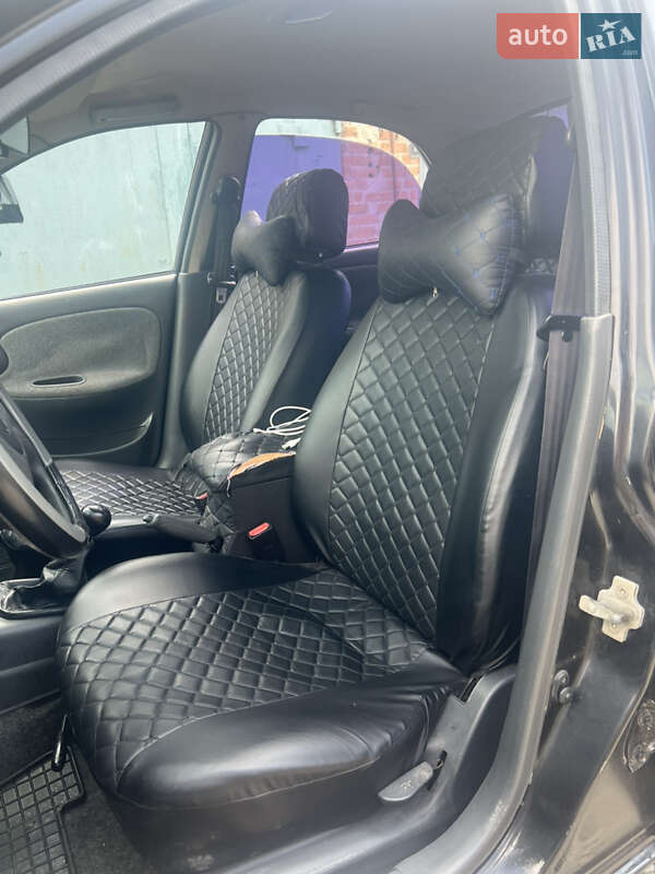 Седан Daewoo Lanos 2006 в Полтаве
