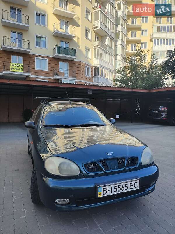 Седан Daewoo Lanos 2003 в Одессе