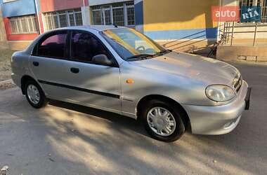 Седан Daewoo Lanos 2008 в 