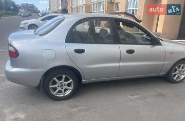 Седан Daewoo Lanos 2004 в 