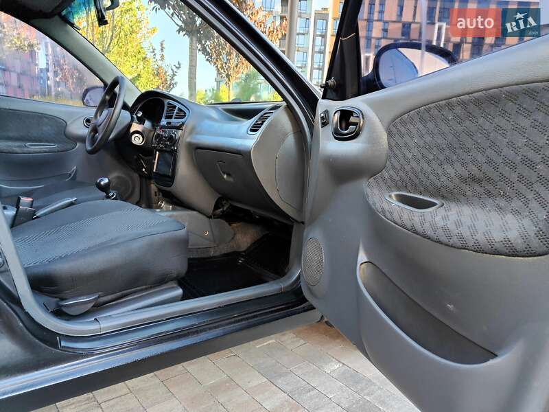 Седан Daewoo Lanos 2007 в Киеве