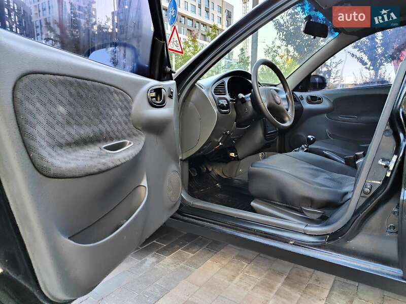 Седан Daewoo Lanos 2007 в Киеве