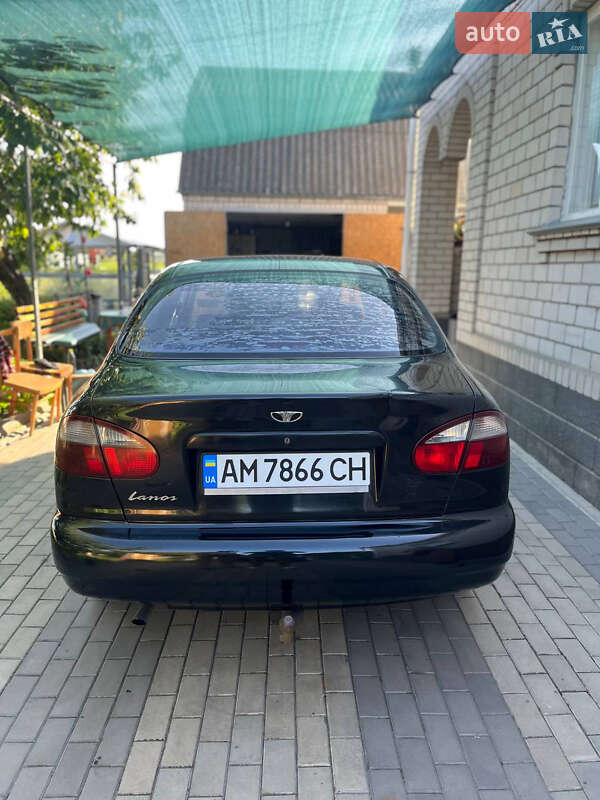 Седан Daewoo Lanos 2008 в Казатине