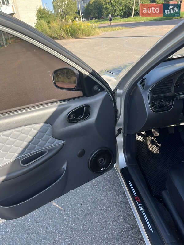 Седан Daewoo Lanos 2005 в Коростене