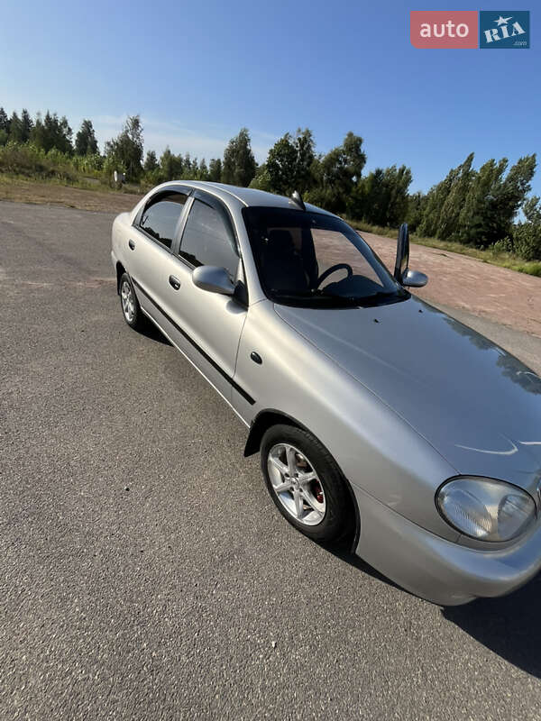 Седан Daewoo Lanos 2005 в Коростене