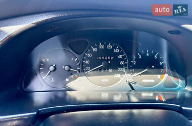 Седан Daewoo Lanos 2000 в 