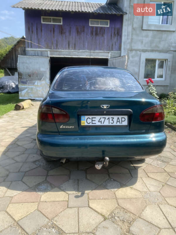 Седан Daewoo Lanos 2006 в Косове