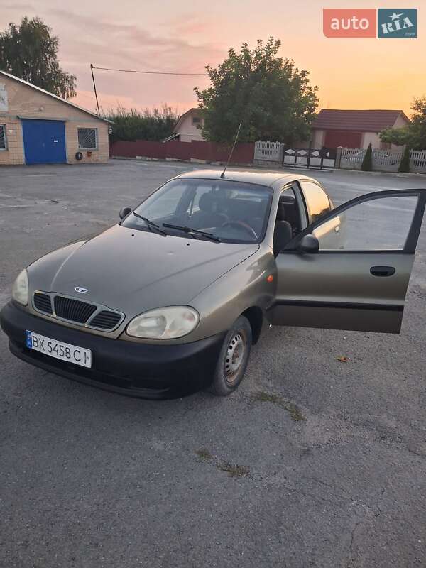 Седан Daewoo Lanos 2005 в Виньковцах