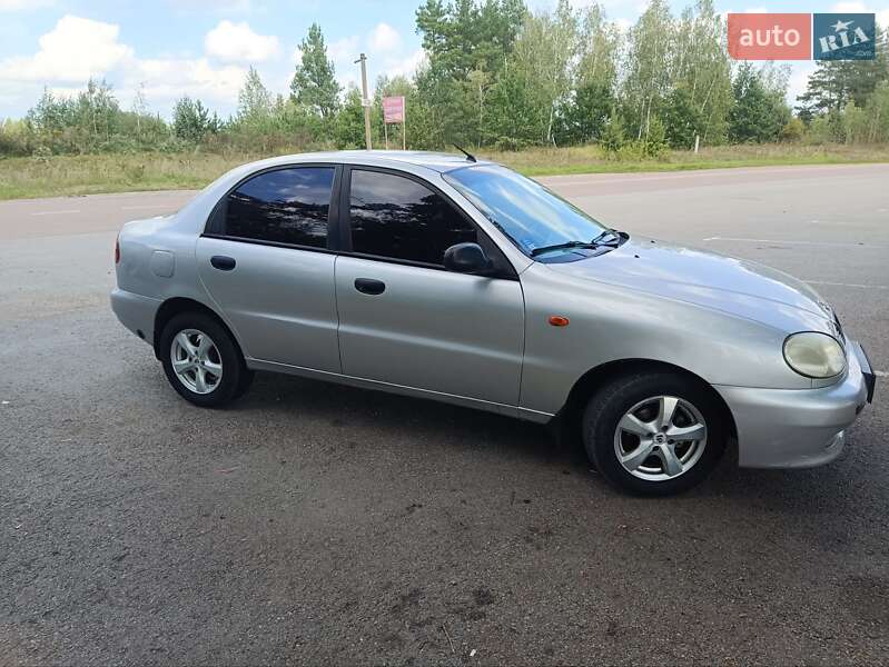Седан Daewoo Lanos 2003 в Житомире